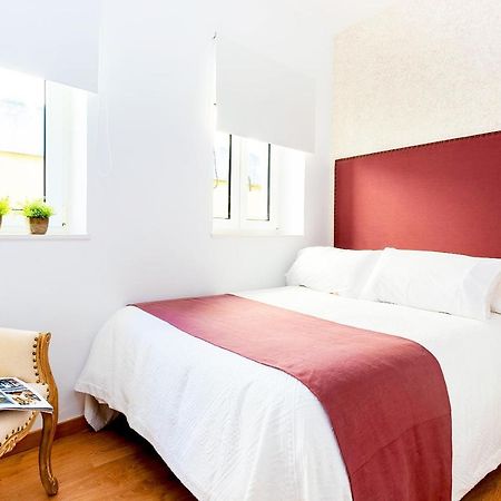 Lope De Rueda Apartment Seville Luaran gambar